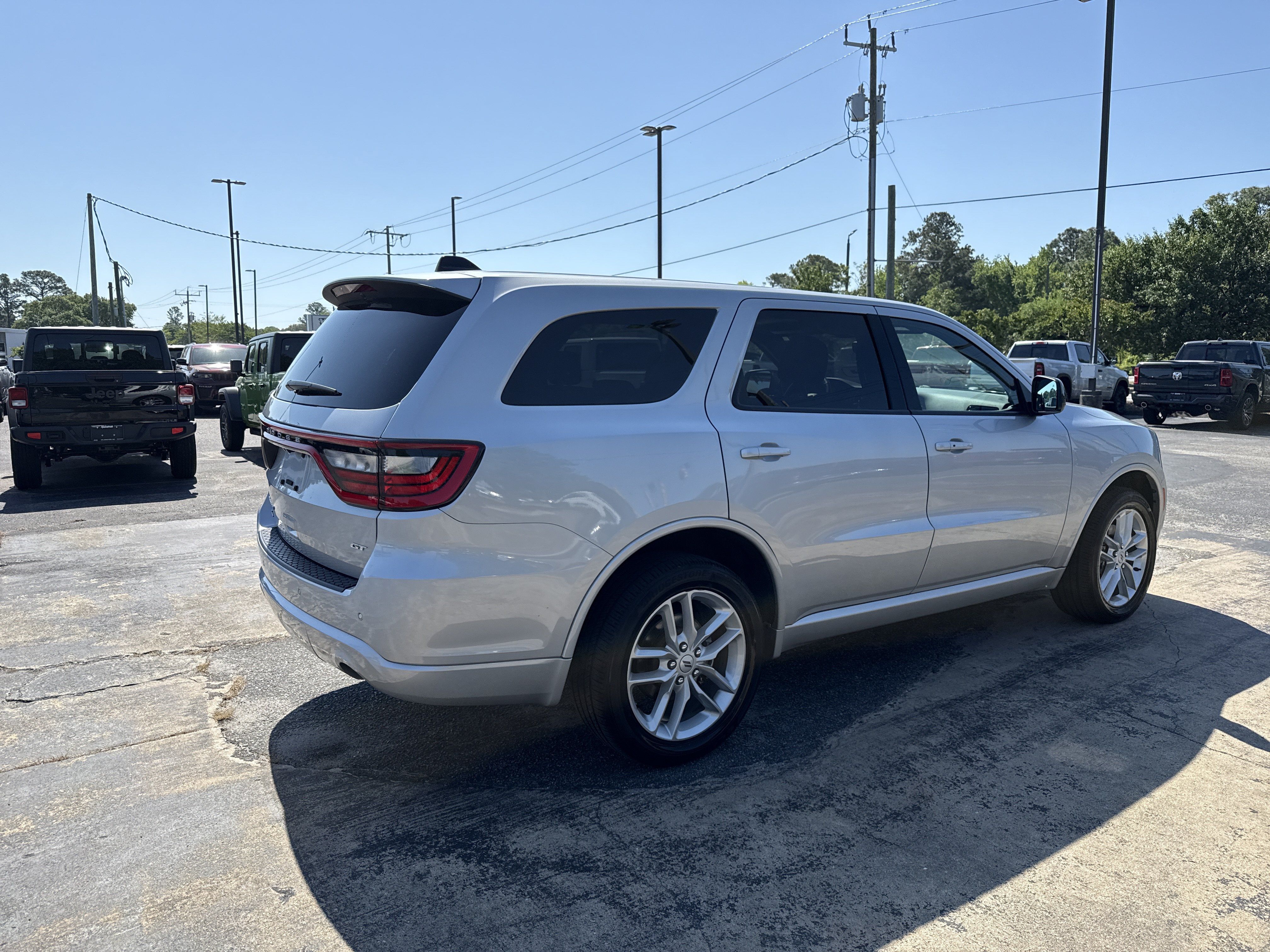 Certified 2025 Dodge Durango GT AWD/4WD image 9