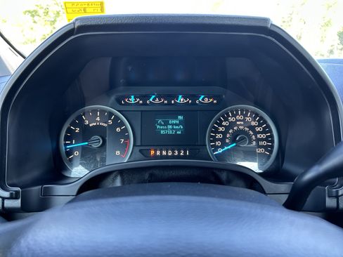 Used 2017 Ford F150 XLT AWD/4WD image 14
