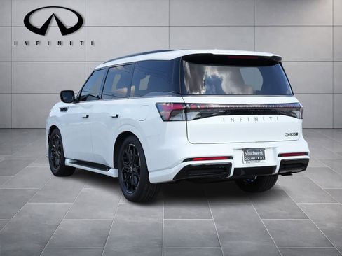 New 2026 INFINITI QX80 4WD image 5