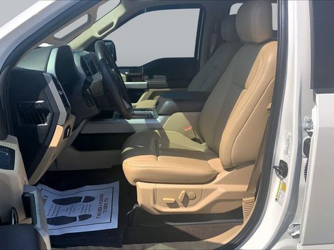Used 2019 Ford F150 Lariat w/ Equipment Group 502A Luxury RWD image 8