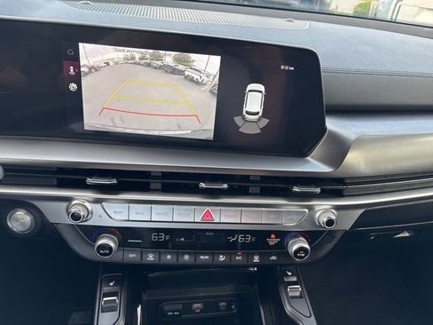 Certified 2025 Kia Telluride S FWD image 18