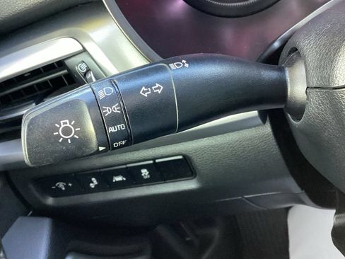 Used 2021 Kia Telluride S FWD image 24