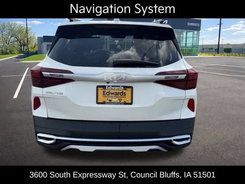 Used 2023 Kia Seltos S w/ Navigation Package AWD/4WD image 8