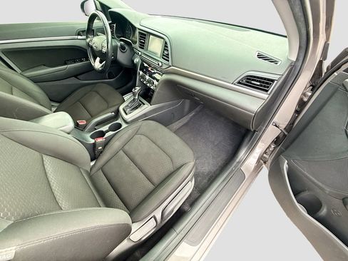 Used 2020 Hyundai Elantra Value Edition w/ Cargo Package (C1) FWD image 38