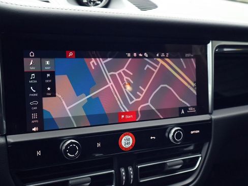 New 2026 Porsche Macan Turbo image 18