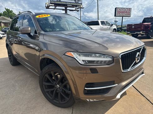 Used 2017 Volvo XC90 T6 Momentum w/ Vision Package AWD/4WD image 3