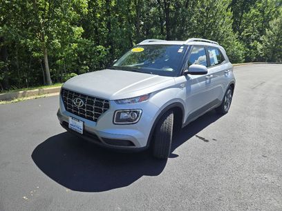 Used 2023 Hyundai Venue SEL