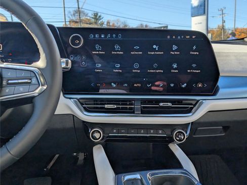 New 2026 Chevrolet Equinox EV LT w/ LPO, All-Weather Mat Package image 16