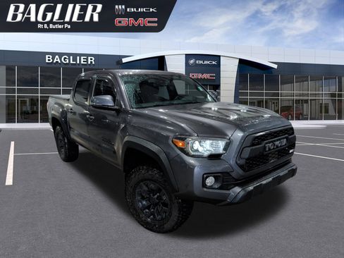 Used 2021 Toyota Tacoma TRD Off-Road w/ Technology Package AWD/4WD image 1