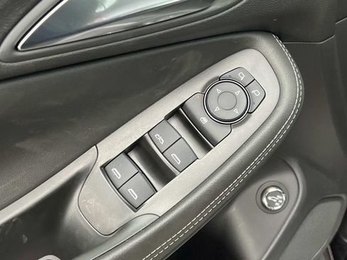 Used 2026 Buick Encore GX Preferred w/ Comfort Package image 15