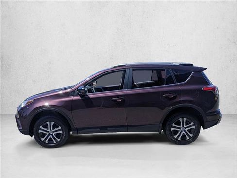 Used 2018 Toyota RAV4 LE w/ All Weather Liner Package FWD image 9