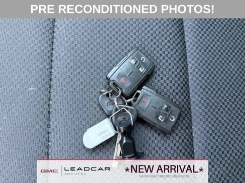Used 2018 Chevrolet Silverado 1500 LT w/ All Star Edition AWD/4WD image 24