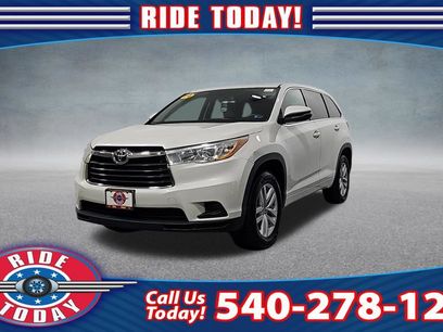 Used 2014 Toyota Highlander LE