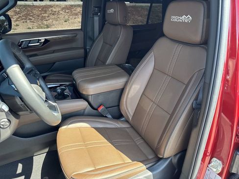 Certified 2026 Chevrolet Tahoe High Country w/ Sun And Tow Package AWD/4WD image 25