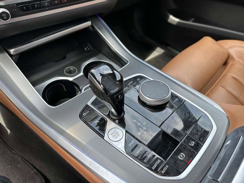 Used 2021 BMW X5 xDrive40i w/ Premium Essential Package image 24