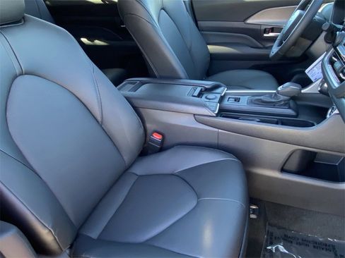 Certified 2026 Toyota Grand Highlander XLE image 13