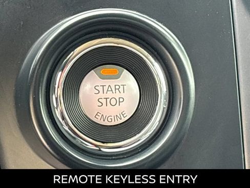 Certified 2023 Nissan Titan SV RWD image 6