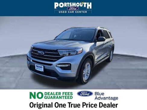 Certified 2022 Ford Explorer XLT w/ Equipment Group 202A image 16