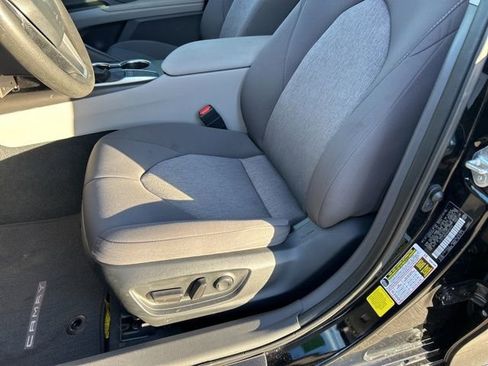 Used 2024 Toyota Camry LE image 9