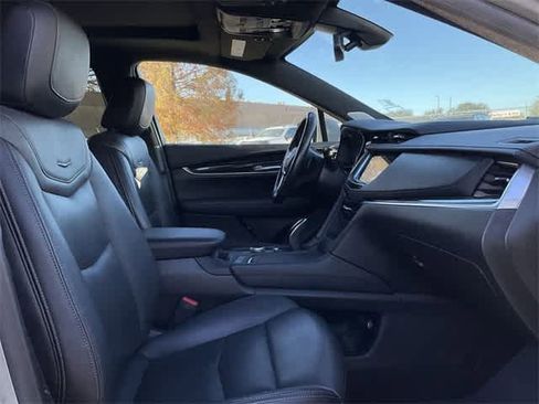 Used 2023 Cadillac XT5 Premium Luxury image 17