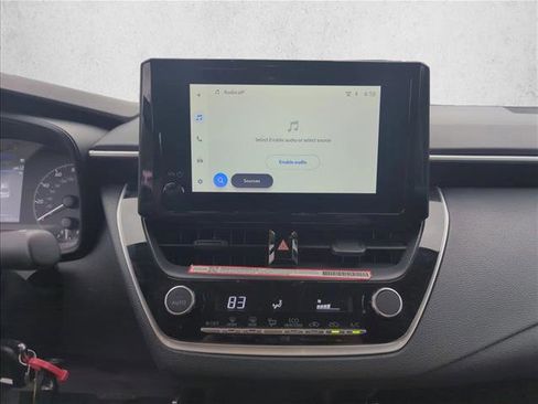 Certified 2025 Toyota Corolla LE image 16