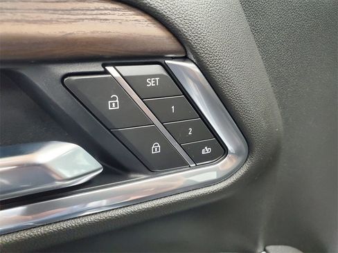 New 2026 GMC Sierra 2500 SLT w/ SLT Premium Package image 9