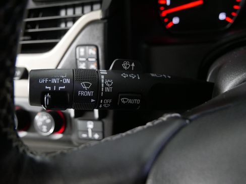 Used 2016 GMC Yukon XL Denali w/ Open Road Package image 30