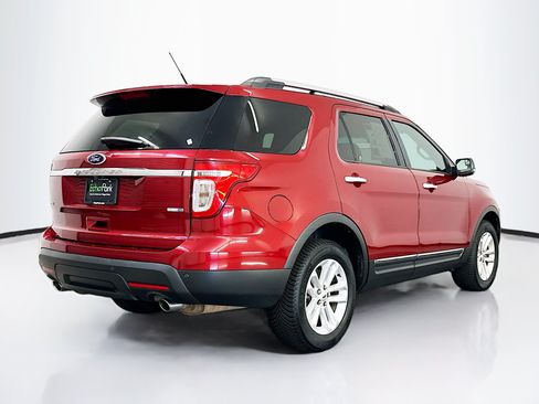 Used 2013 Ford Explorer XLT AWD/4WD image 9