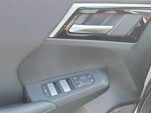 New 2026 Mitsubishi Outlander ES image 20