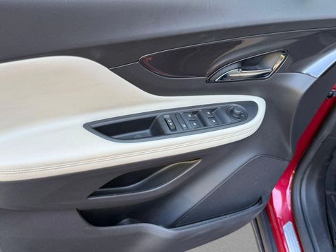 Used 2019 Buick Encore Essence AWD/4WD image 13
