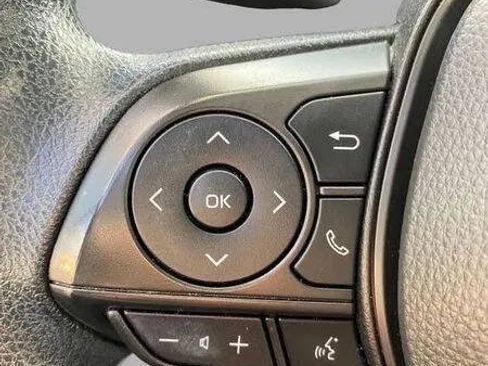 Used 2022 Toyota Corolla LE FWD image 18