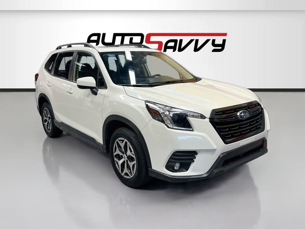 Used 2024 Subaru Forester Premium AWD/4WD image 1