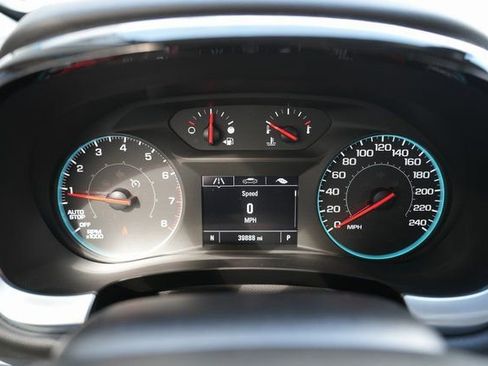 Used 2021 Chevrolet Traverse LS image 27