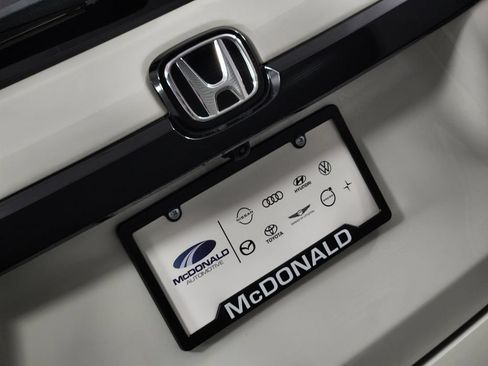 Used 2023 Honda Passport Elite image 9