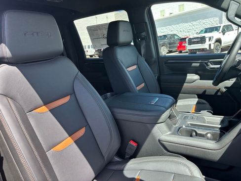 New 2026 GMC Sierra 3500 AT4 w/ AT4 Premium Plus Package AWD/4WD image 37