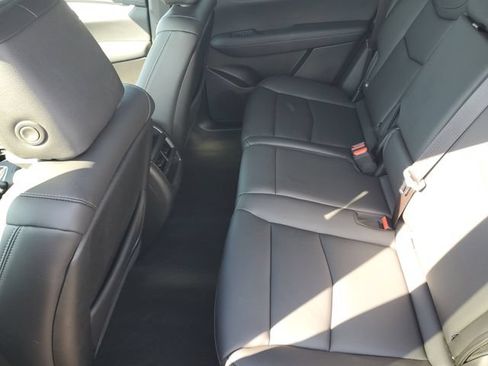 Certified 2025 Cadillac XT5 Luxury w/ LPO, Floor Liner Package AWD/4WD image 20