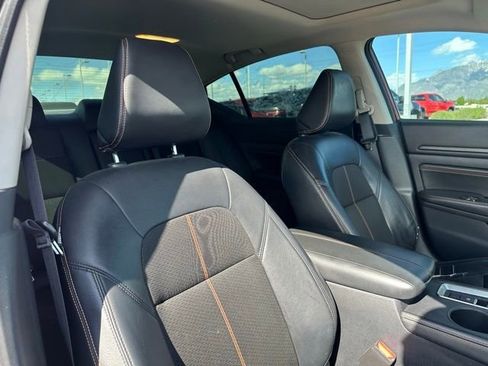 Used 2019 Nissan Altima 2.5 SR w/ SR Premium Package AWD/4WD image 18