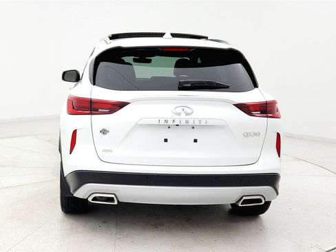 Used 2023 INFINITI QX50 Luxe AWD/4WD image 4