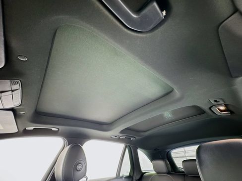 Used 2020 Mercedes-Benz GLC 300 image 16
