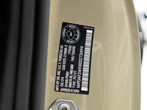 Used 2024 Porsche 911 GT3 RS RWD image 39