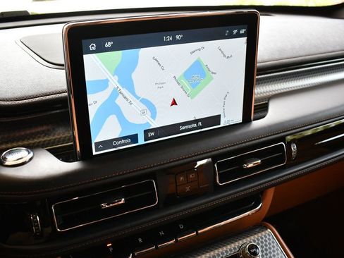 Used 2020 Lincoln Aviator Black Label w/ Dynamic Handling Package image 54