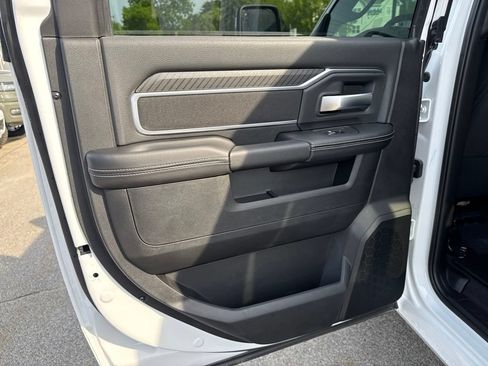 New 2026 RAM 2500 Big Horn AWD/4WD image 21