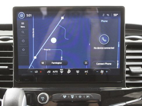 Used 2023 Ford Transit 350 XLT image 21