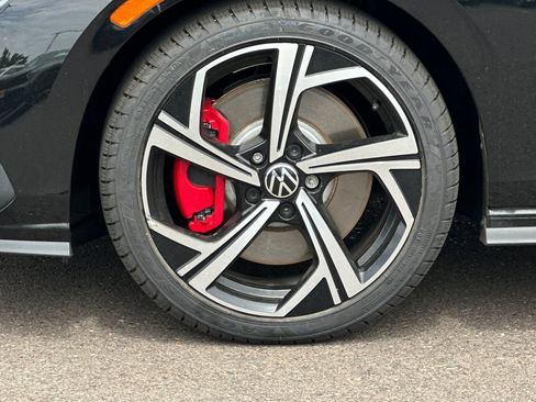 Used 2024 Volkswagen GTI SE FWD image 24
