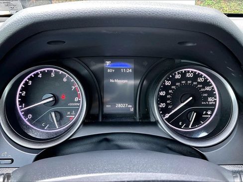 Used 2024 Toyota Camry SE FWD image 13