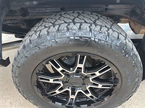 Used 2017 Chevrolet Silverado 1500 LT w/ Texas Edition RWD image 17