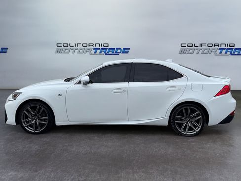 Used 2020 Lexus IS 300 F Sport w/ F Sport Package image 8