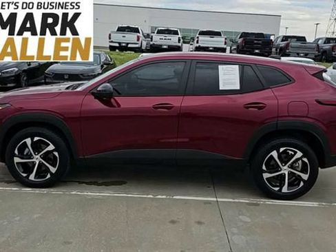 Used 2024 Chevrolet Trax RS w/ Driver Confidence Package FWD image 5