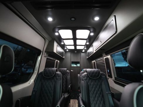 Used 2023 Mercedes-Benz Sprinter 3500 image 12