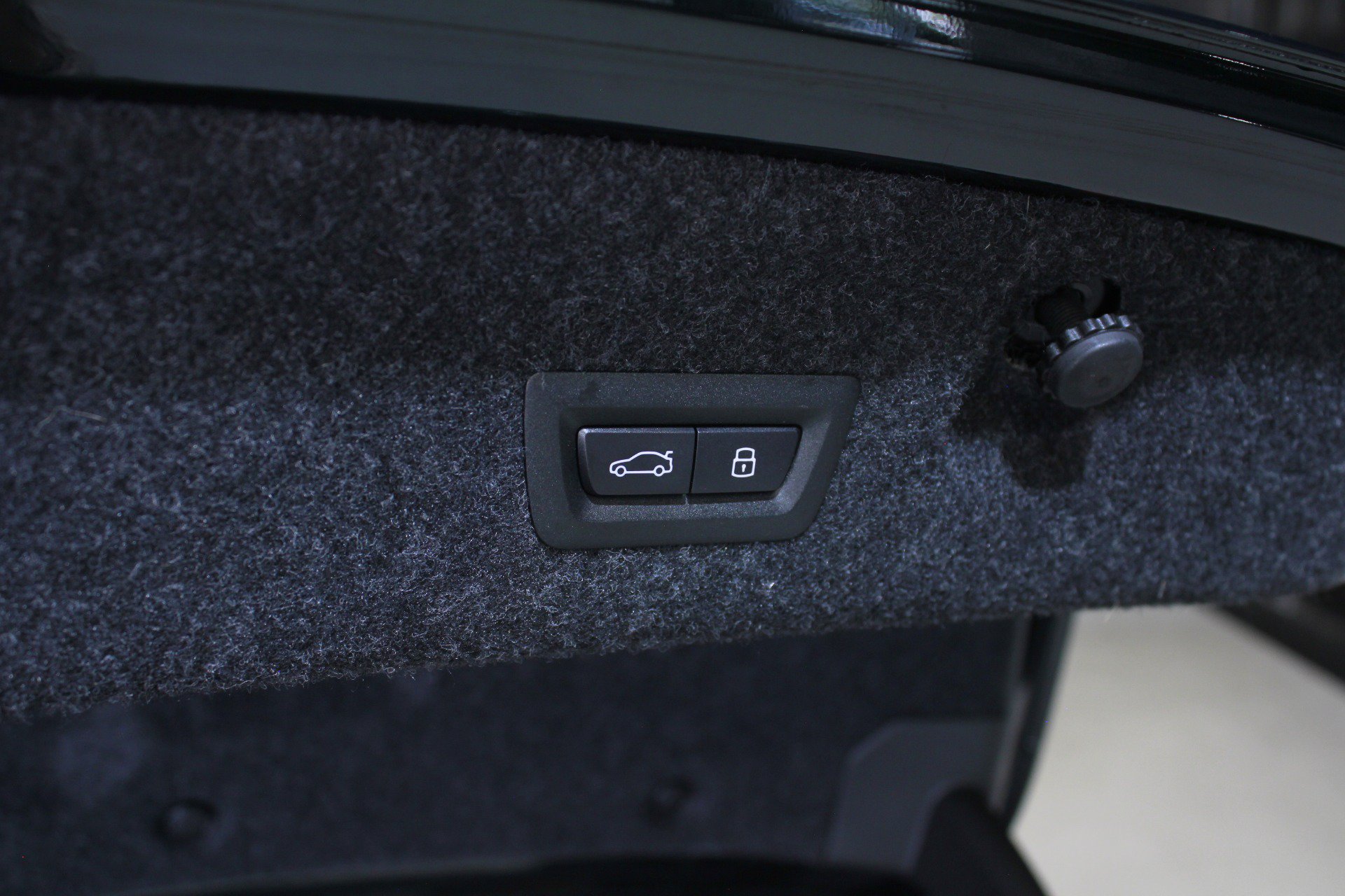 Used 2026 BMW M4 Competition w/ M Carbon Exterior Package RWD image 93